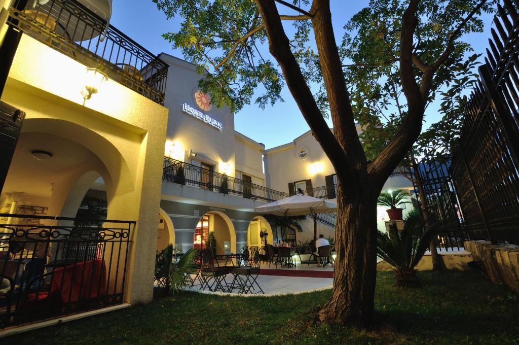 Vila Duric - Ex Hotel Duric Petrovac Εξωτερικό φωτογραφία